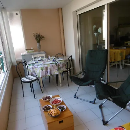 Et Jardin En Centre Saint-Raphaël