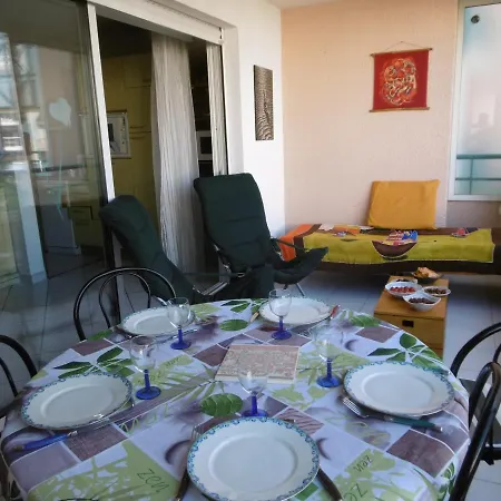Διαμέρισμα Et Jardin En Centre Saint-Raphaël